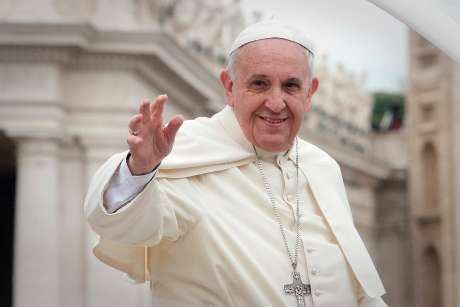 Pope Francis waving hello